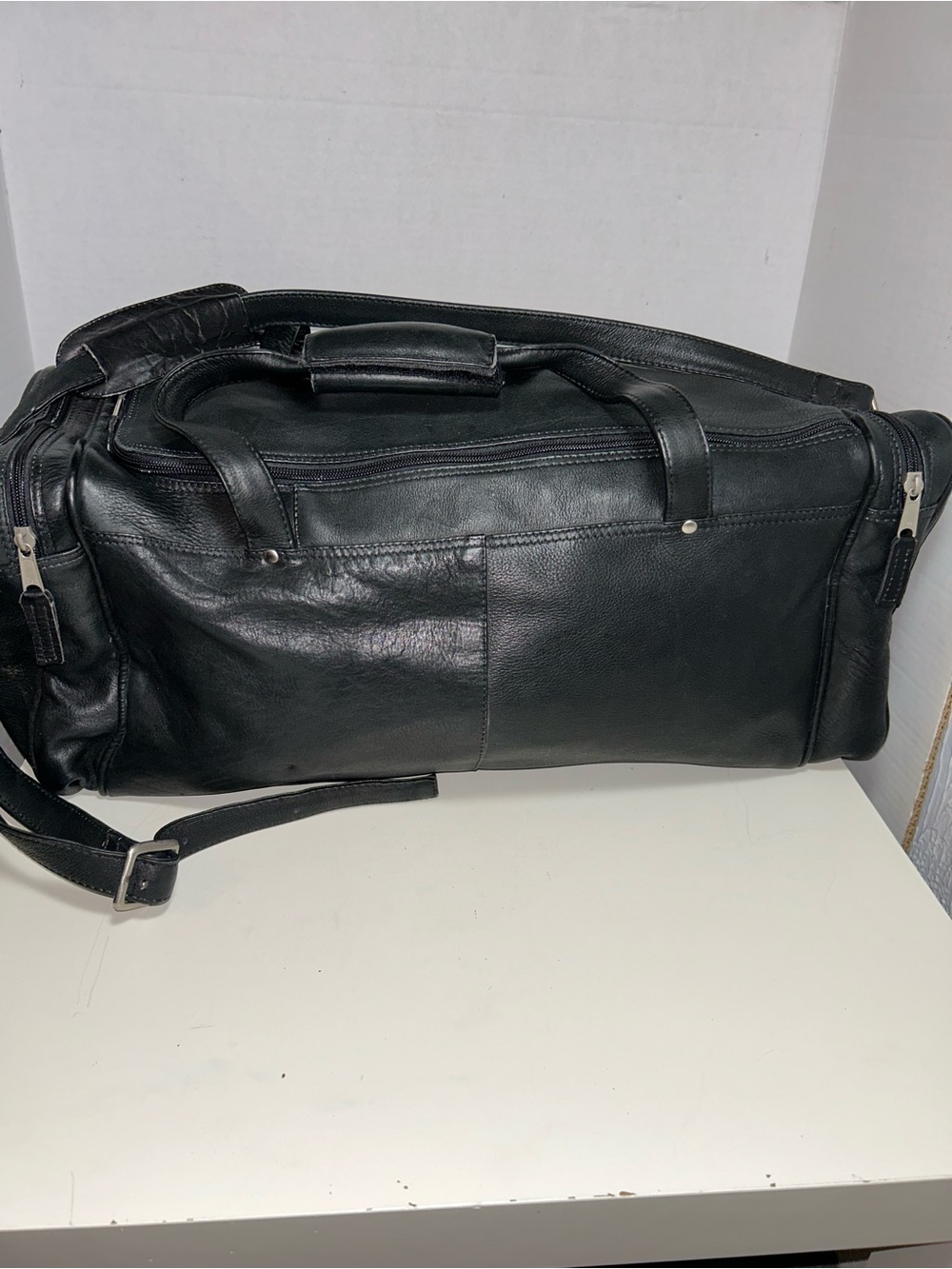 Latico NJ Black Leather Duffel Weekender Travel Overnight Bag